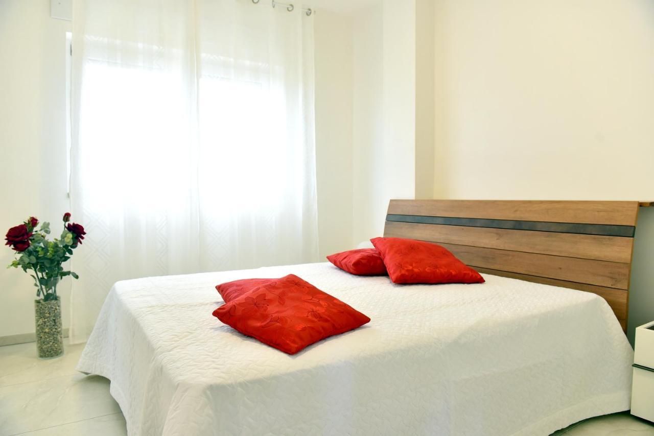 Il Tramonto Apartment - Villaggio Di Mary Locorotondo Eksteriør billede