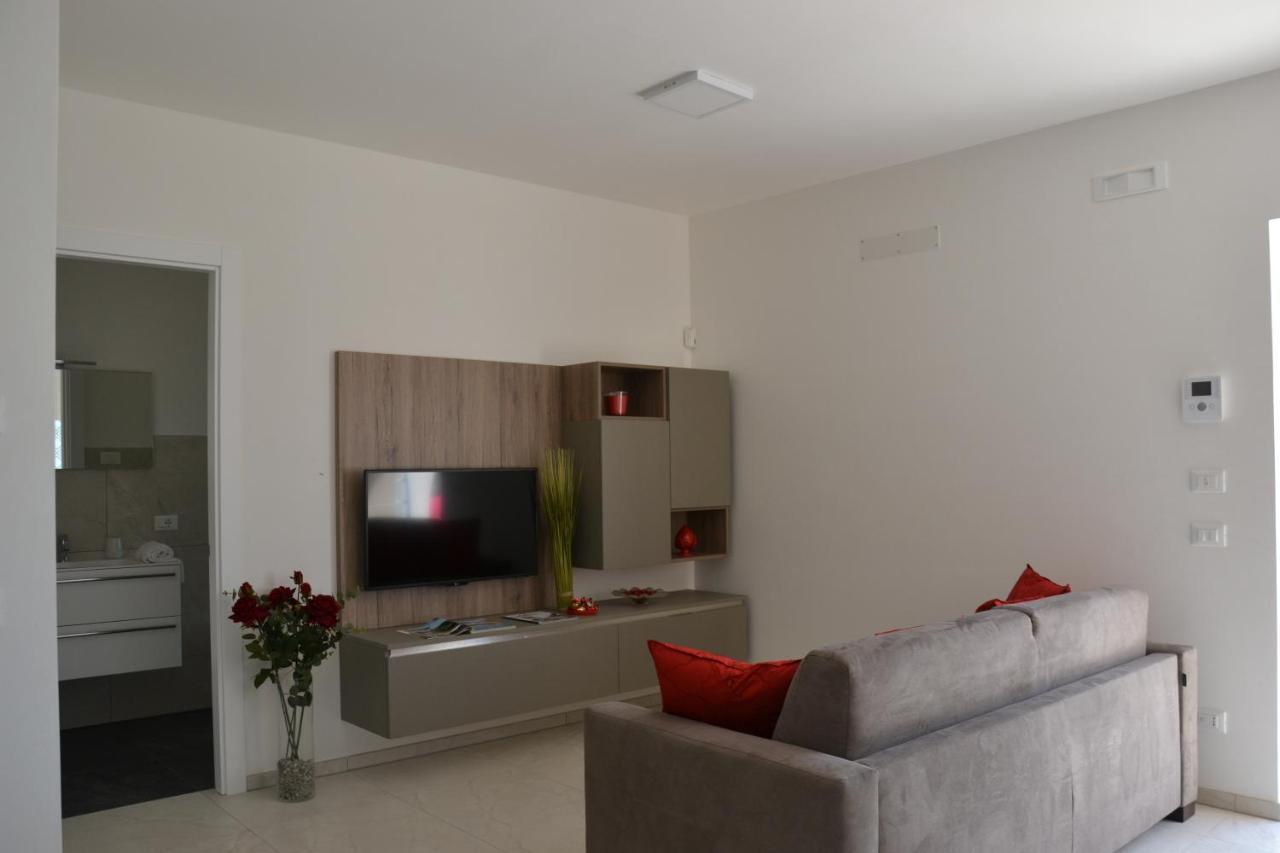 Il Tramonto Apartment - Villaggio Di Mary Locorotondo Eksteriør billede