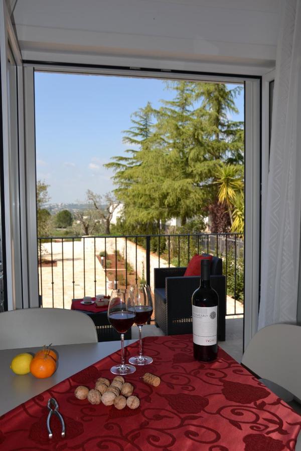 Il Tramonto Apartment - Villaggio Di Mary Locorotondo Eksteriør billede